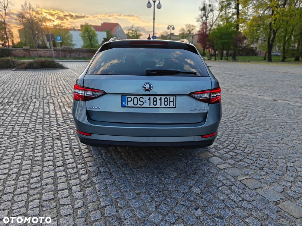 Skoda Superb 2016 photo 3