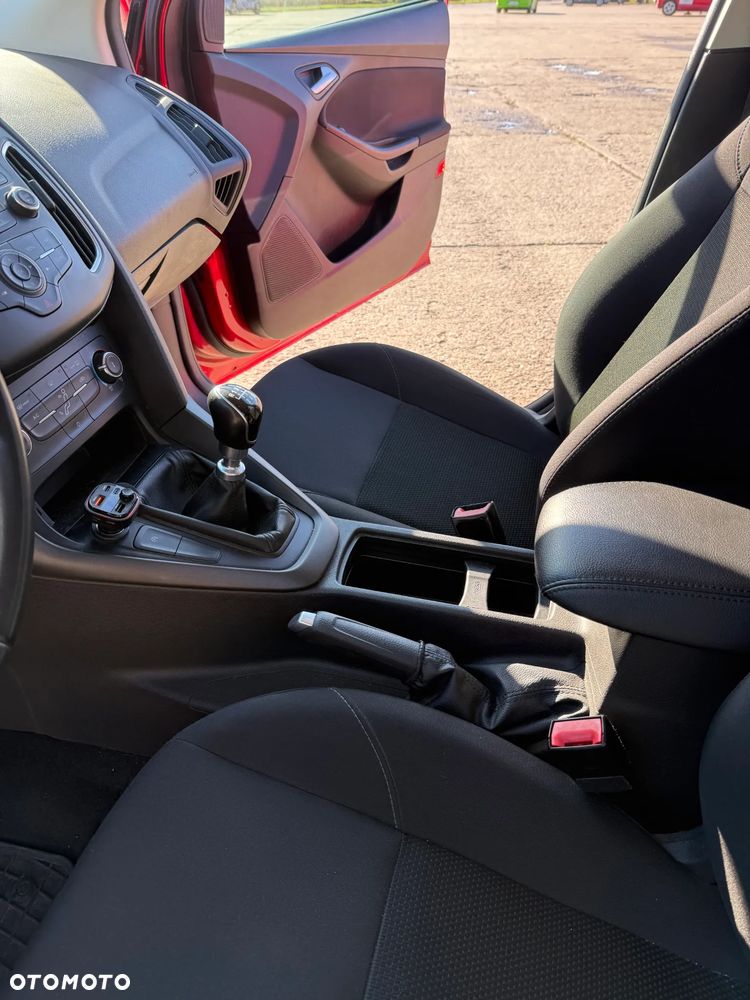 Ford Focus - 20