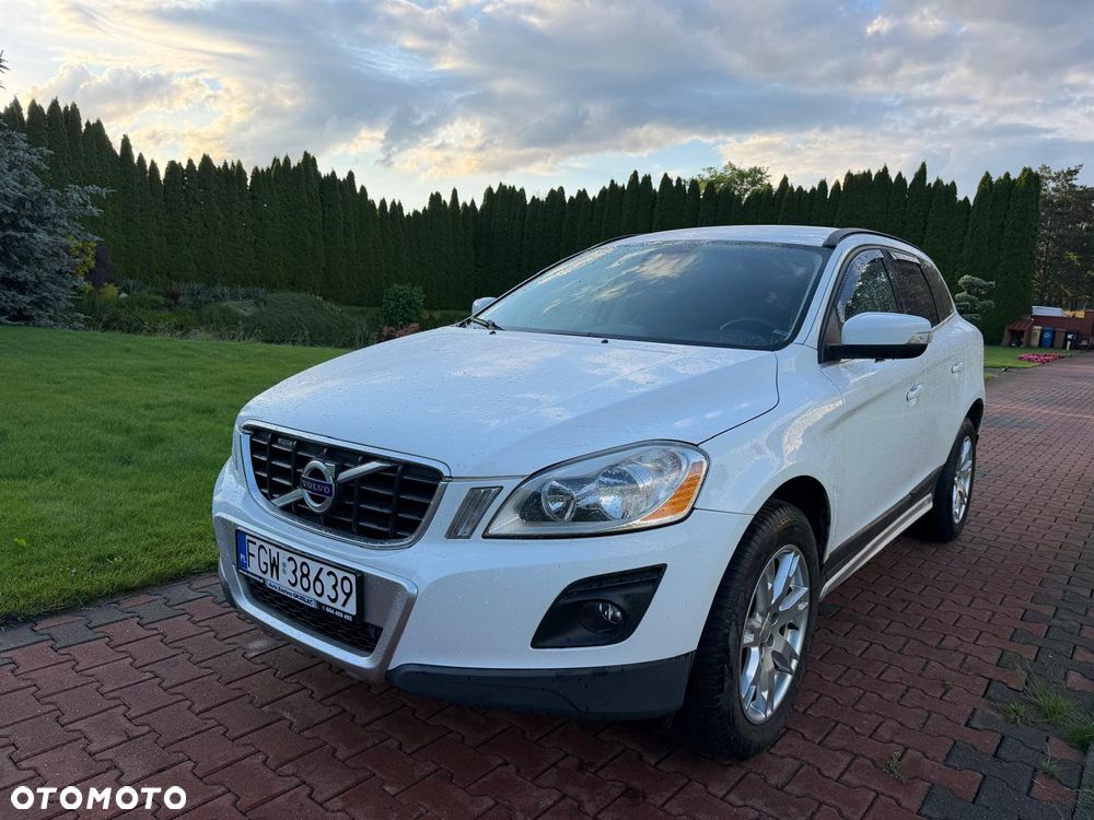 Volvo XC 60 D5 AWD Momentum - 1