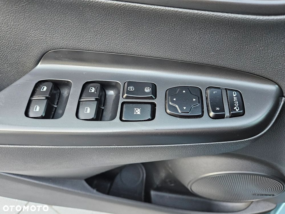 Hyundai Kona 1.6 T-GDI DCT 4WD Premium - 24