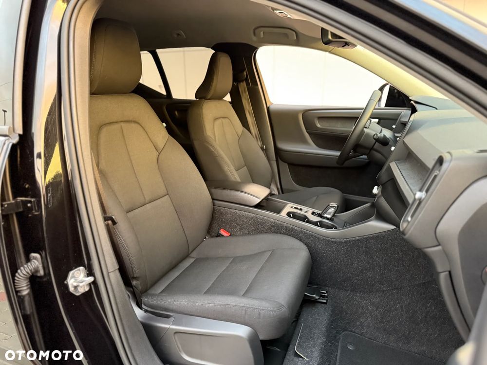 Volvo XC 40 T3 Momentum - 11