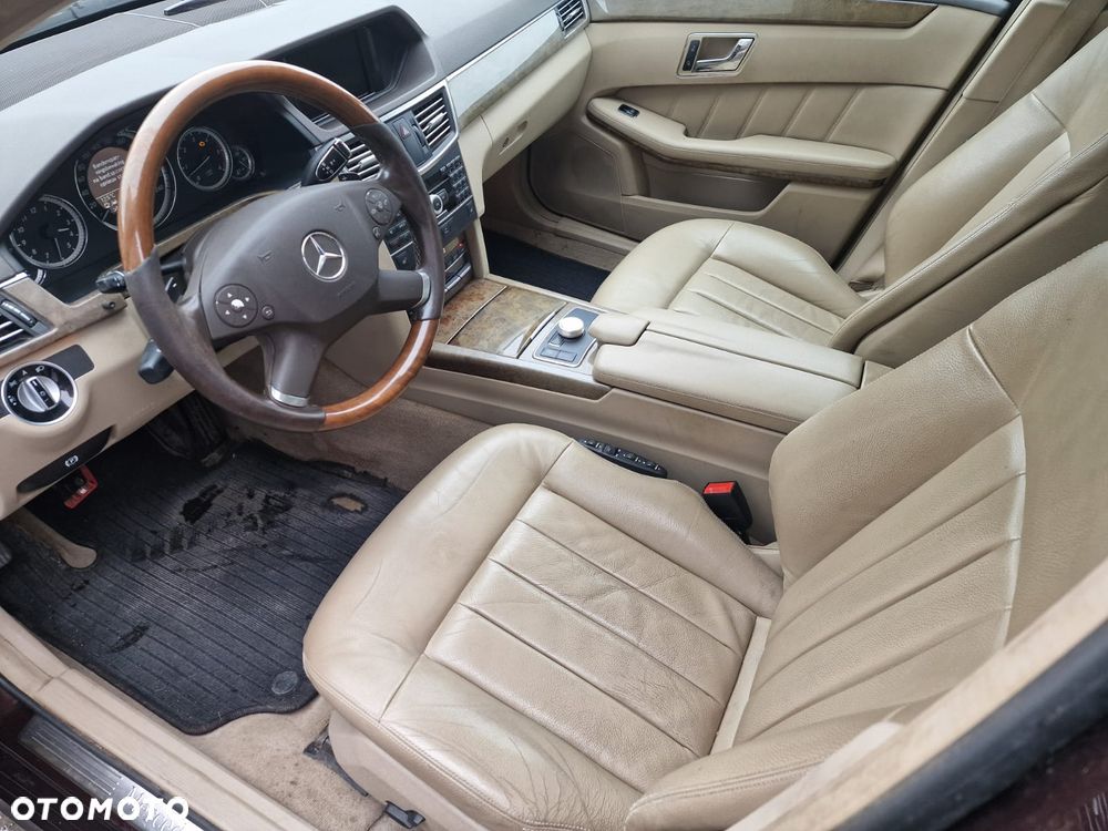 Mercedes-Benz Klasa E 350 CDI DPF 4Matic BlueEFFICIENCY 7G-TRONIC - 5