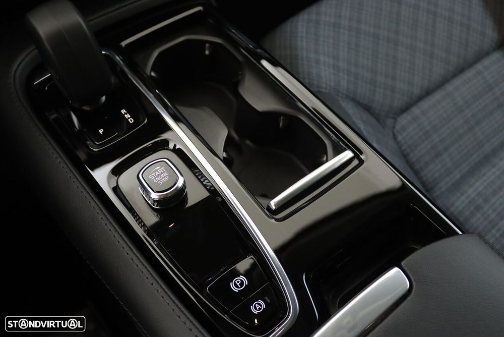 Volvo V60 2.0 T6 AWD TE Core - 34