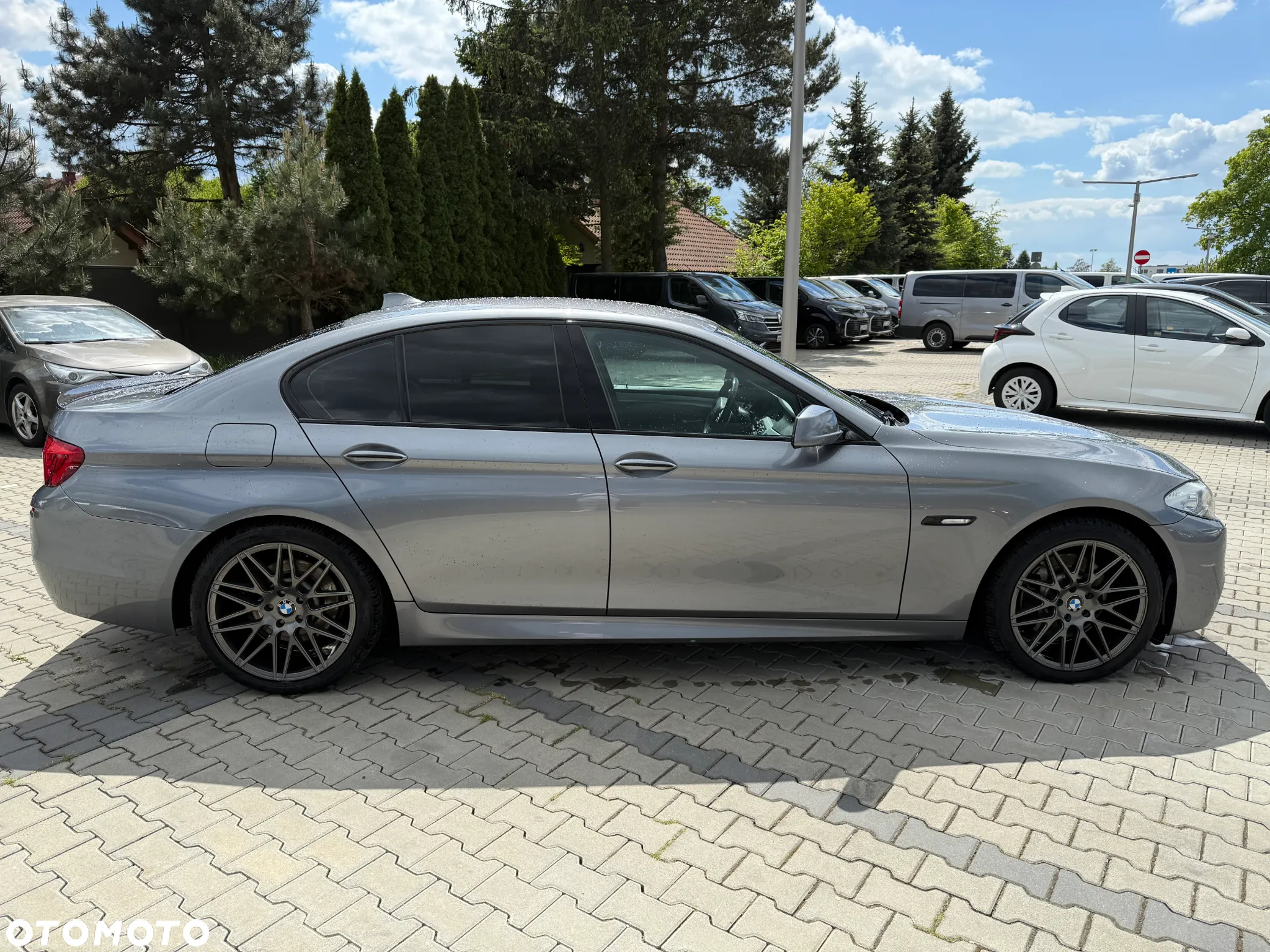 BMW Seria 5 525d xDrive - 8