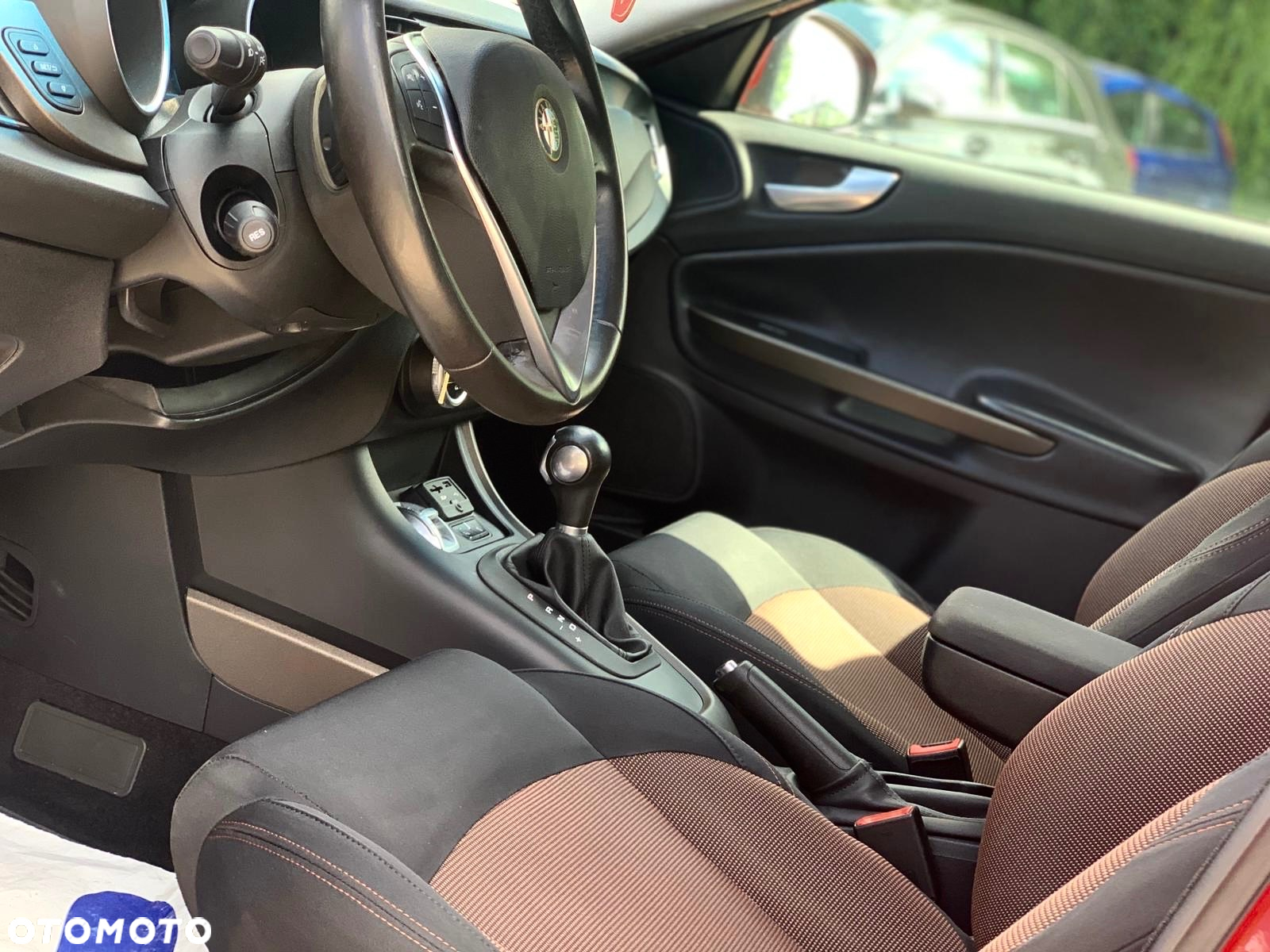 Alfa Romeo Giulietta 2.0 JTDM 16V TCT Turismo - 9