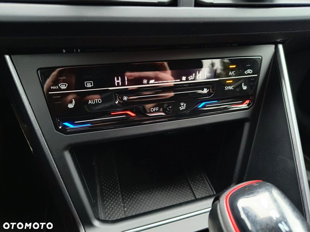 Volkswagen Polo - 28