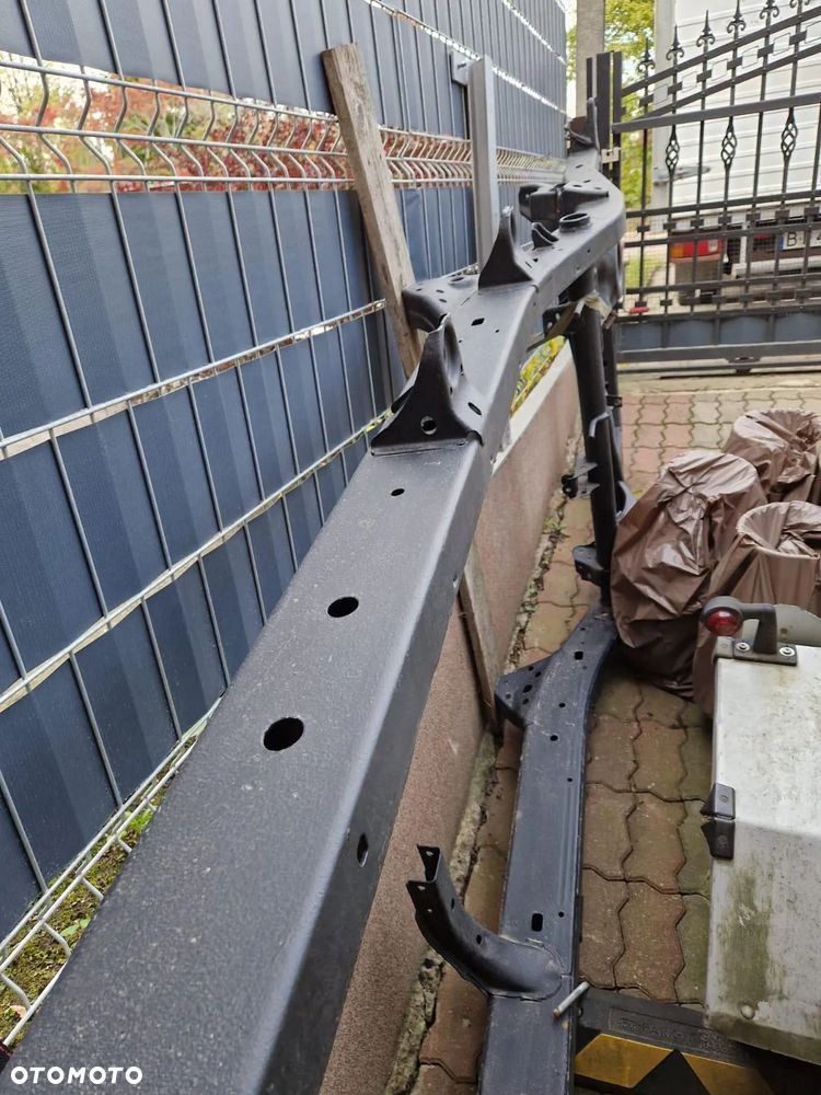 Rama Toyota Land Cruiser 90, 95 1996-2002r zdrowa - 10