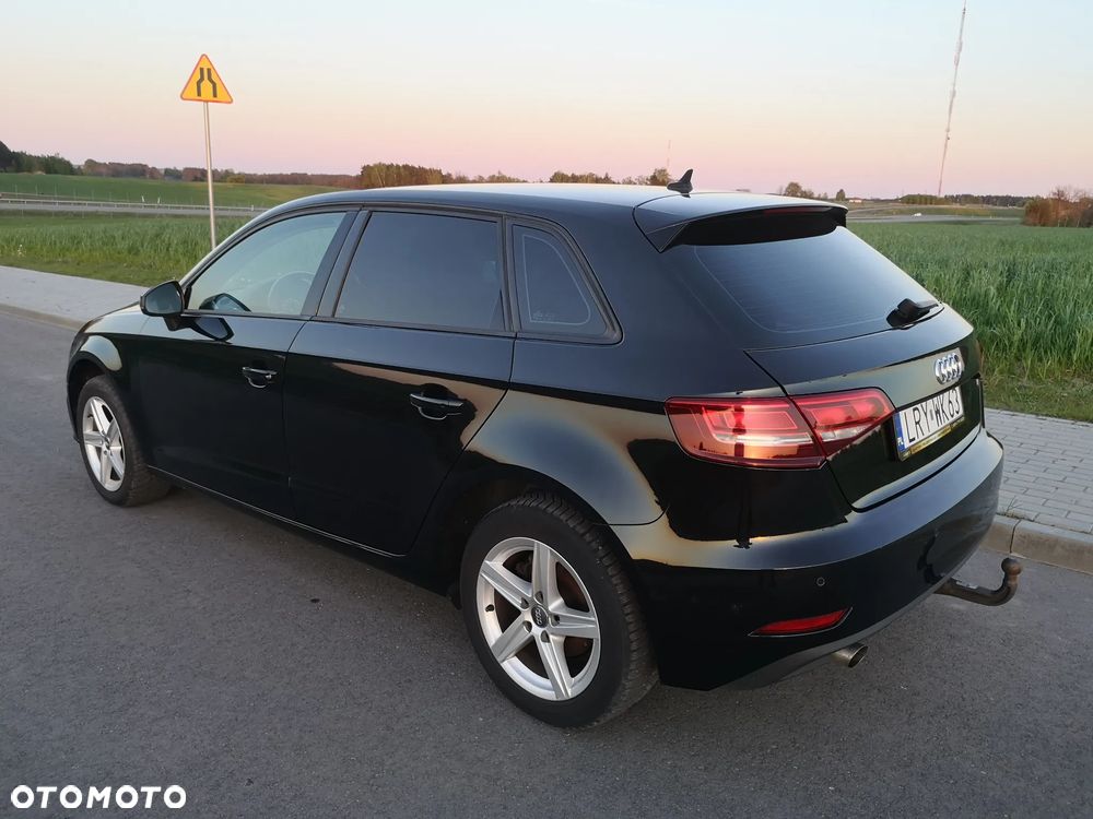 Audi A3 Sportback 1.6 TDI S tronic sport - 18