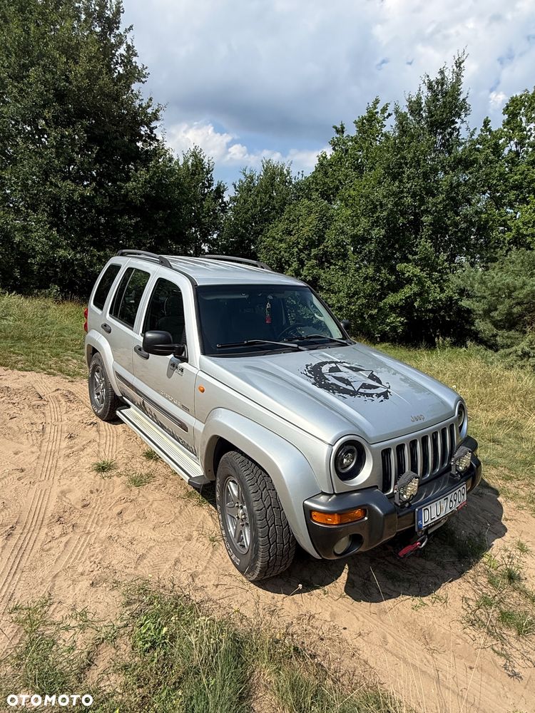 Jeep Cherokee - 1