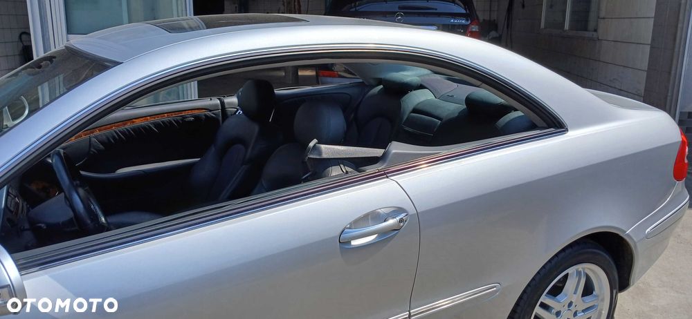 Mercedes-Benz CLK - 3