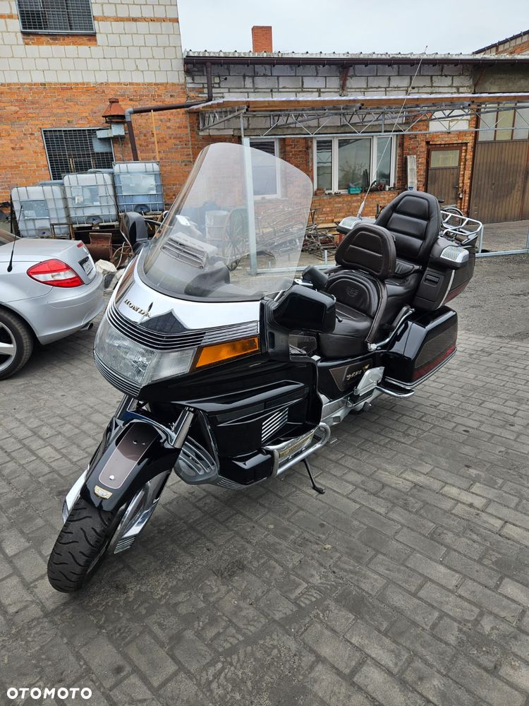 Honda GL - 5