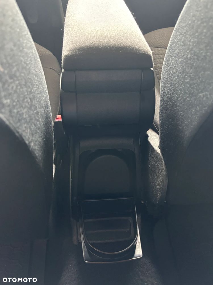 Volkswagen Polo - 22