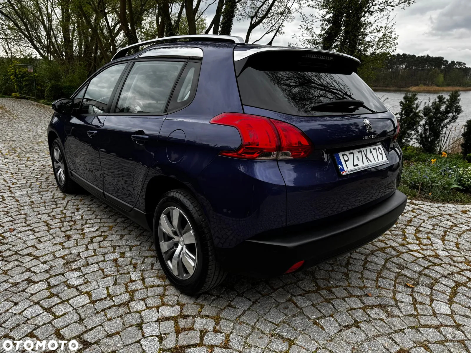 Peugeot 2008 1.2 Pure Tech Style - 13