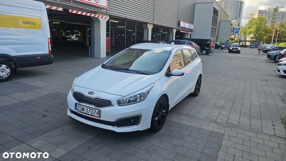 Kia Ceed - 1