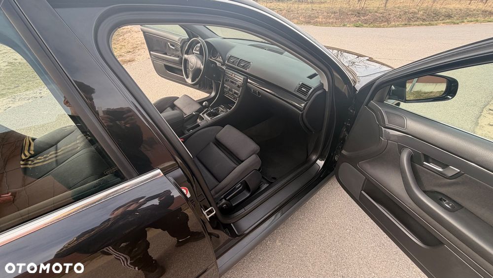 Audi A4 Limousine 2 - 15