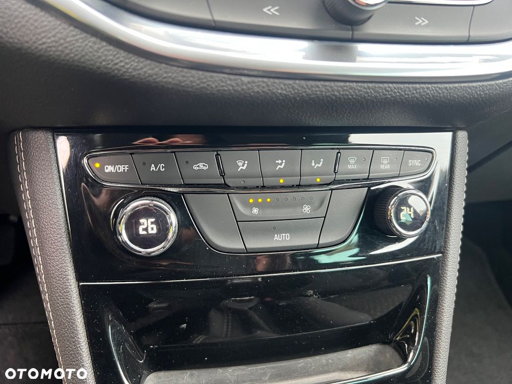 Opel Astra 1.4 Turbo Start/Stop Business - 21