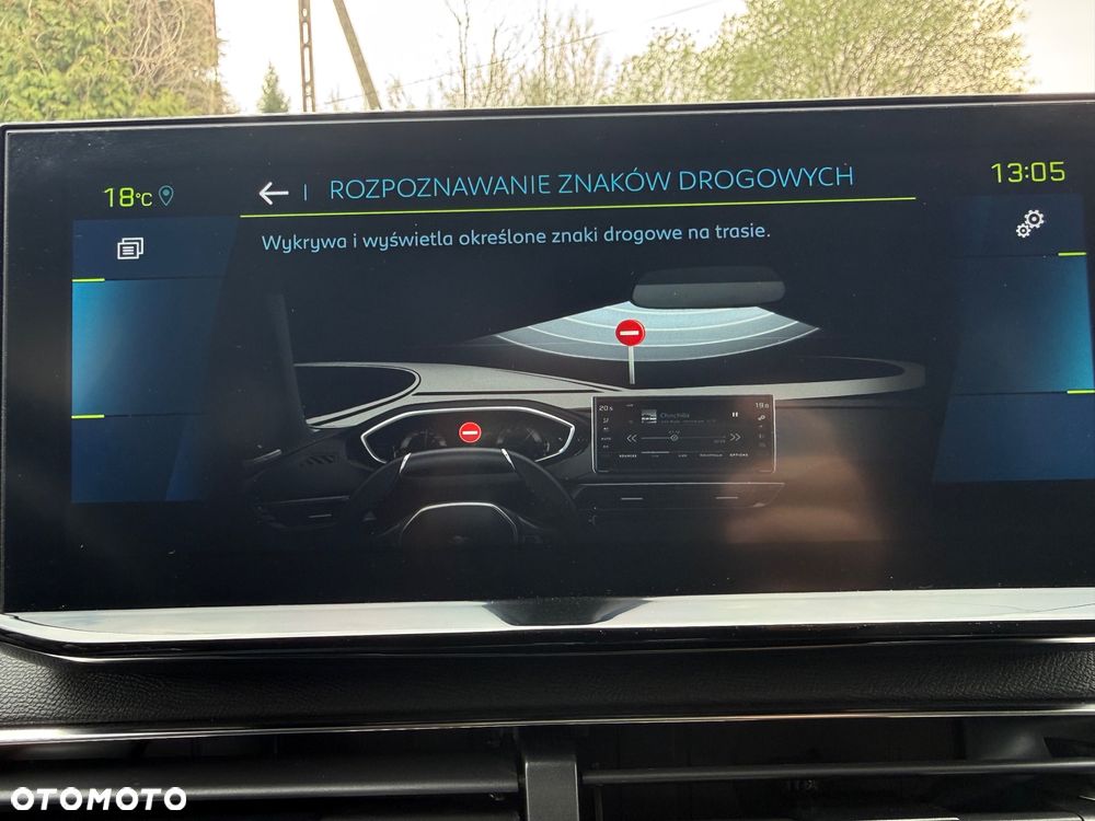 Peugeot 3008 225 e-EAT8 Allure Pack - 31