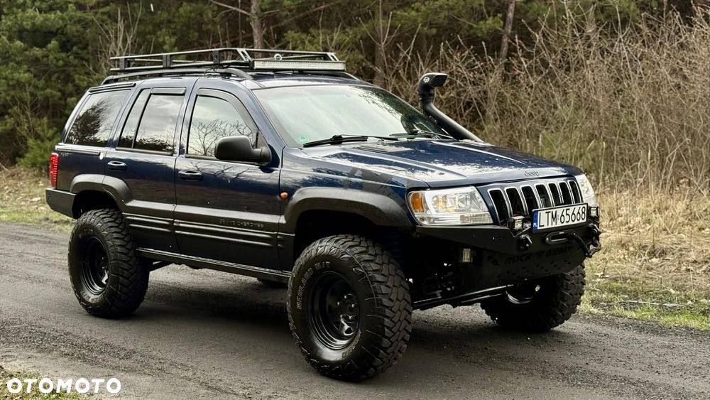 Jeep Grand Cherokee - 11