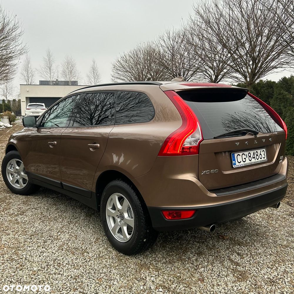 Volvo XC 60 D3 AWD Kinetic - 23