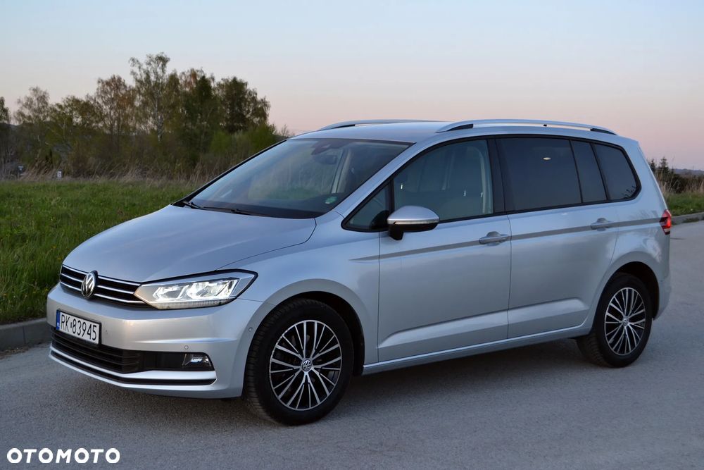 Volkswagen Touran - 2