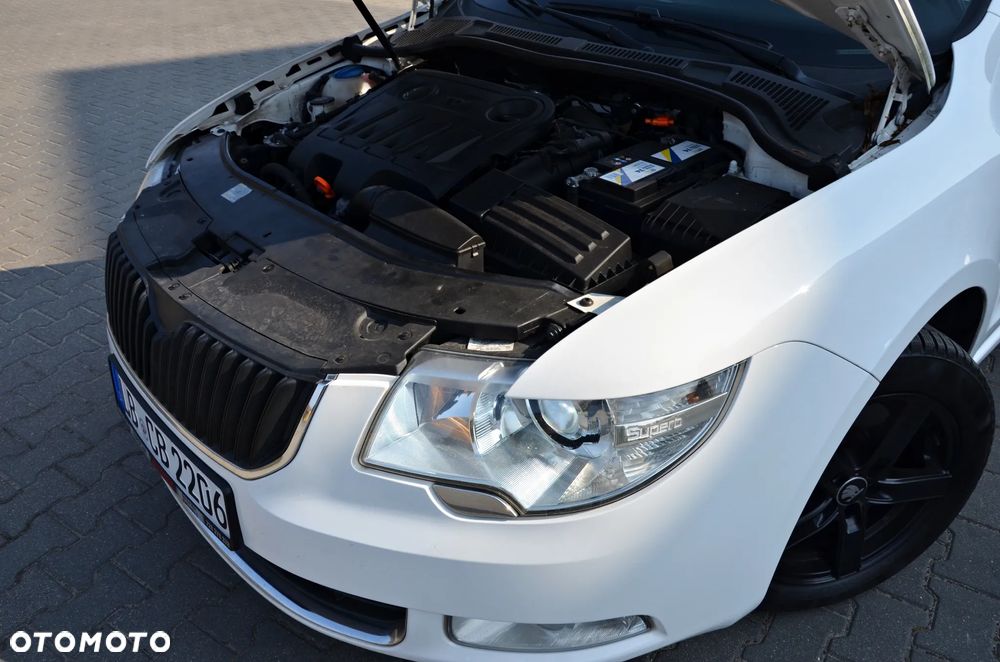 Skoda Superb 2.0 TDI Comfort - 40