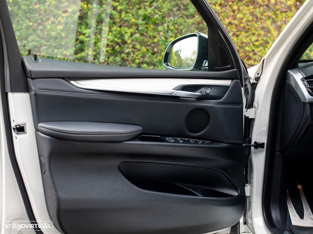 BMW X5 25 d sDrive Pack M - 40