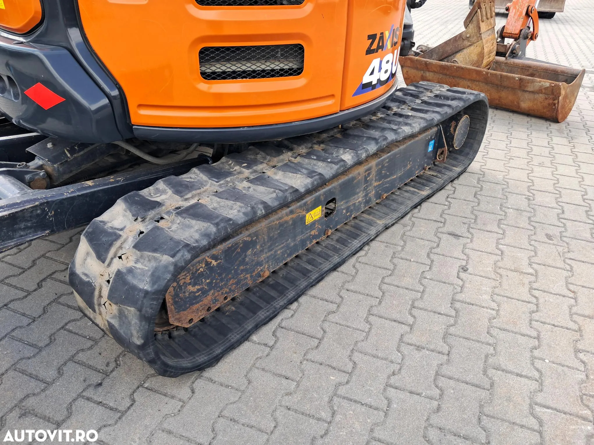 Hitachi ZX48U-6 ZAXIS 48U DOUA CUPE SI LAMA TIP BULDOZER - 13