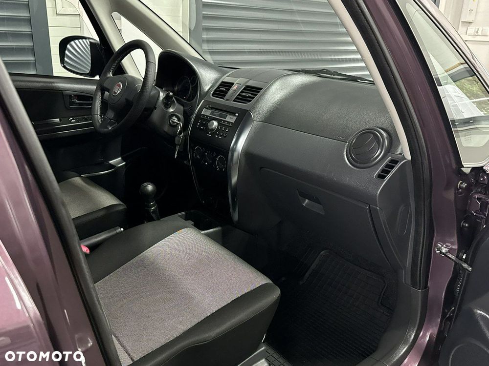 Fiat Sedici - 14