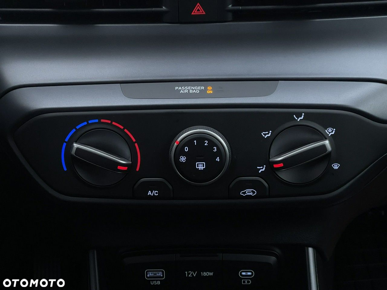 Hyundai i20 - 19