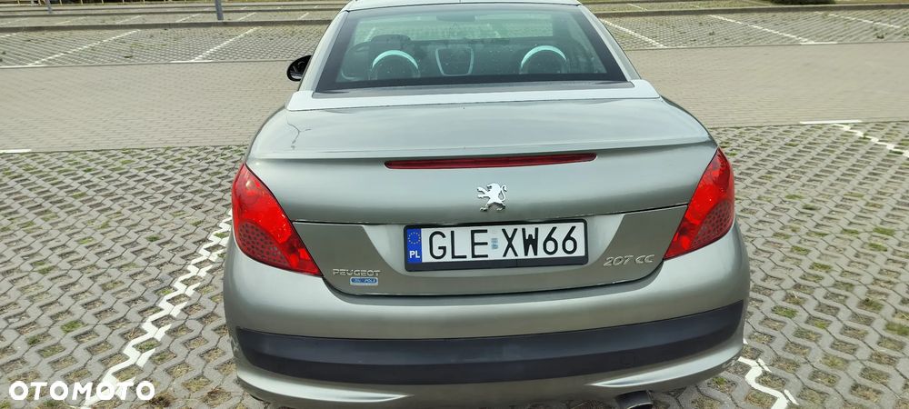 Peugeot 207 CC - 11