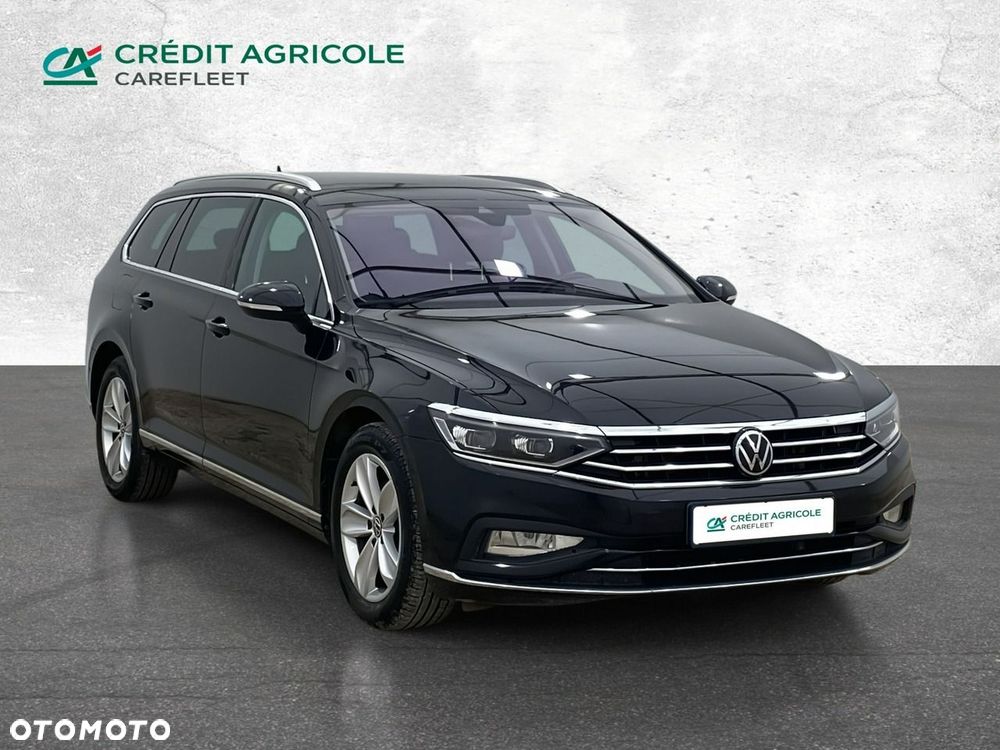 Volkswagen Passat - 4