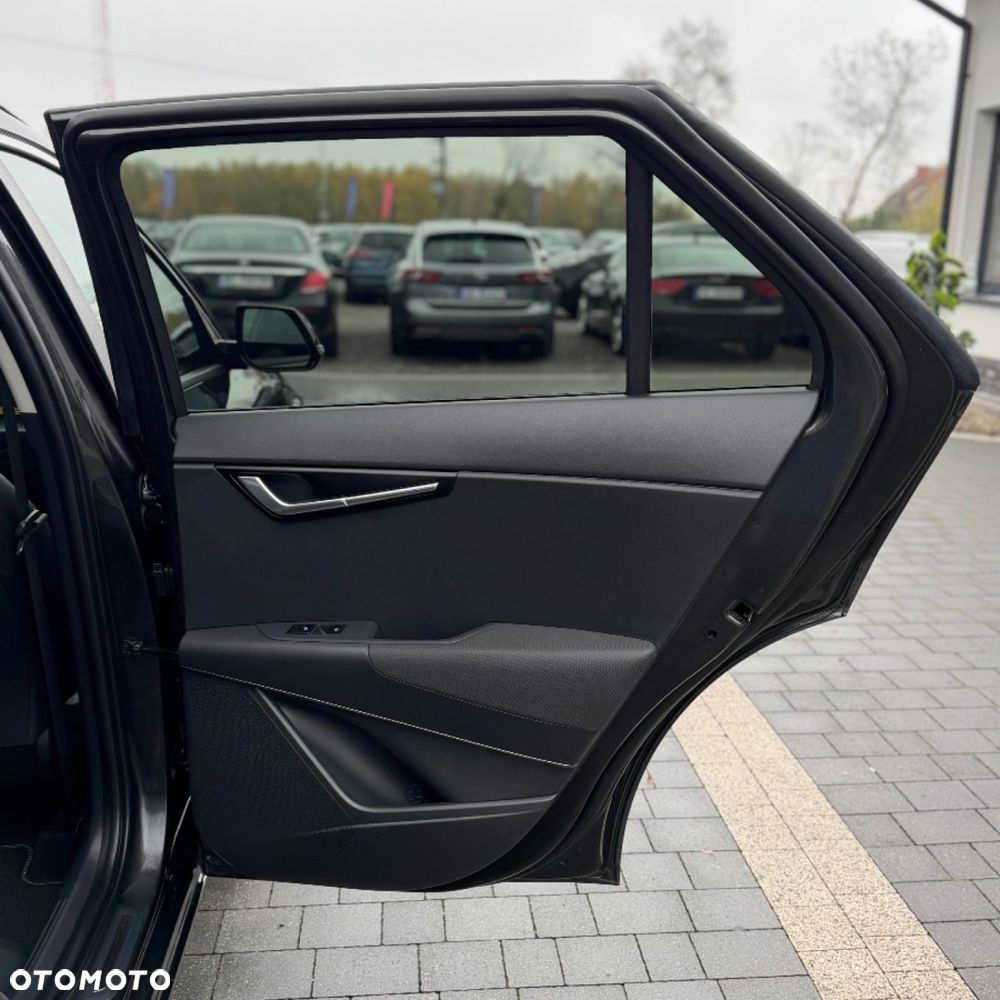 Kia Niro - 33