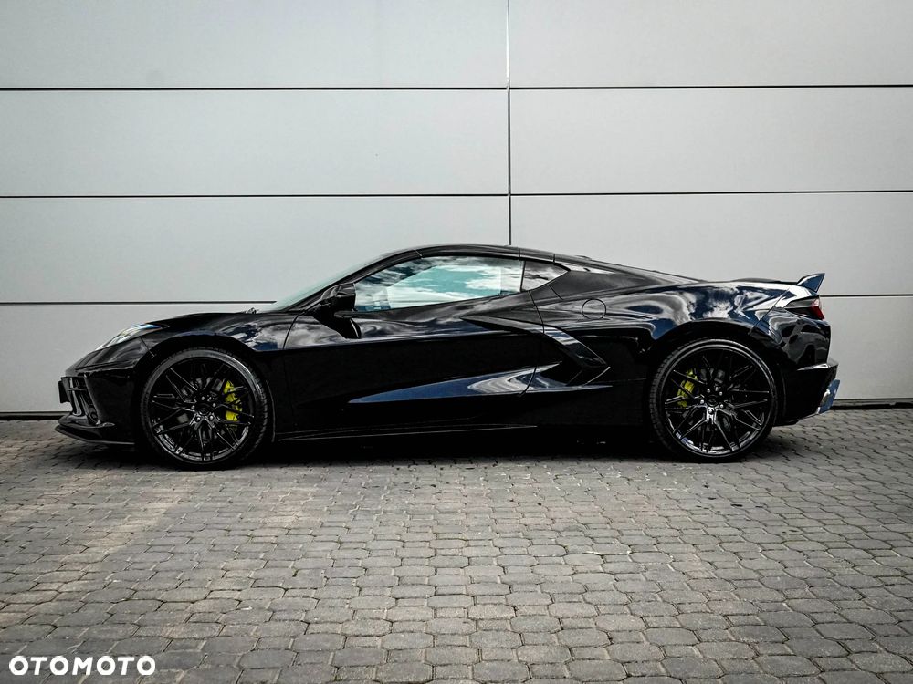 Chevrolet Corvette - 4