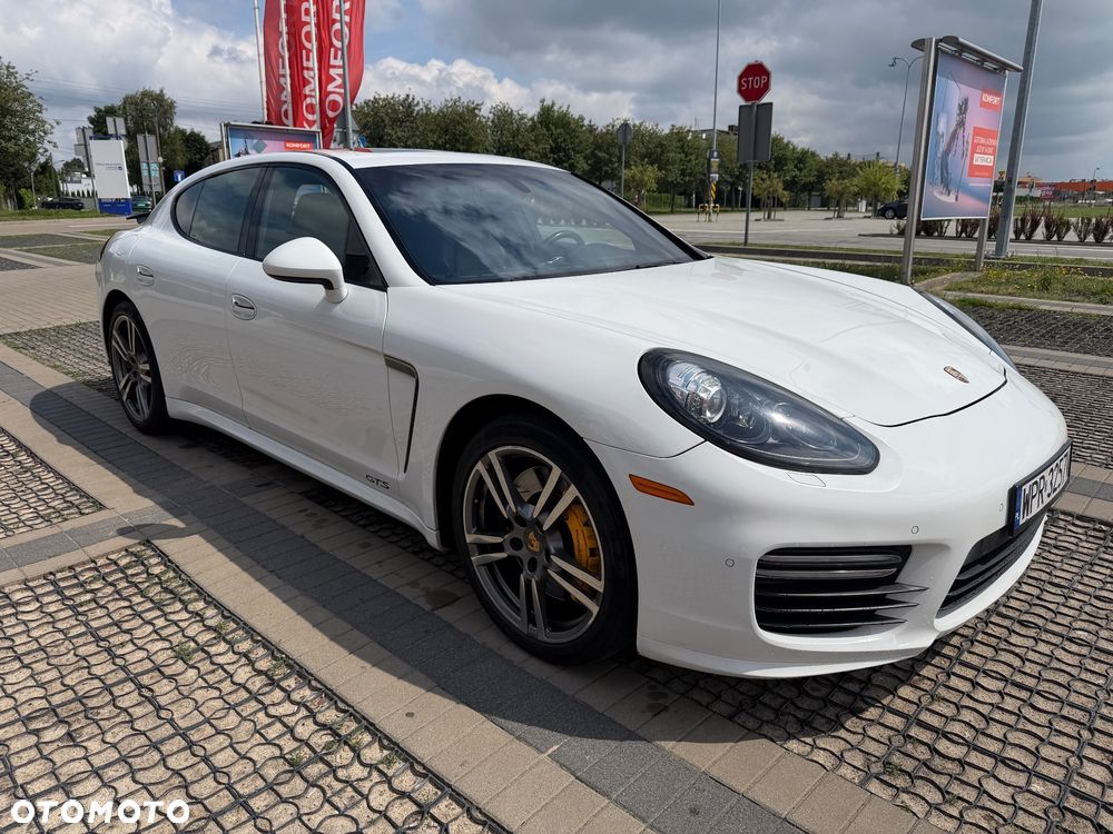 Porsche Panamera GTS - 2