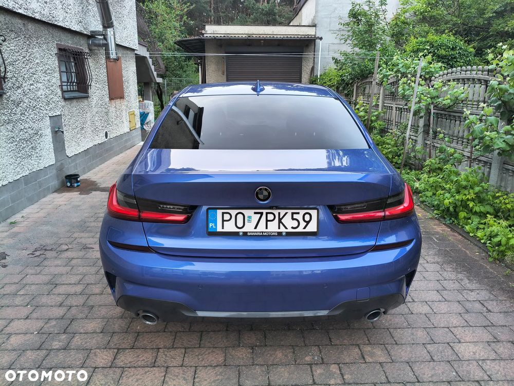 BMW Seria 3 330e M Sport sport - 11