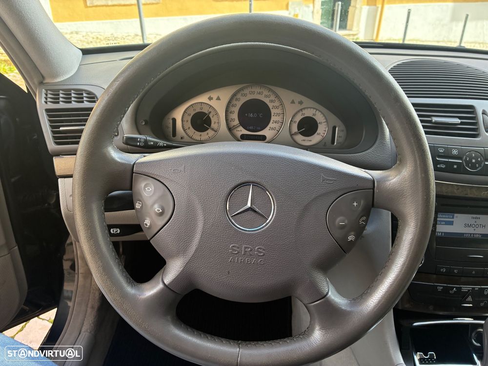 Mercedes-Benz E 270 - 14