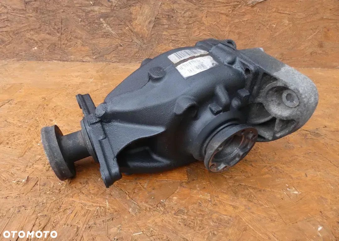 BMW E60 E61 2.0d DYFERENCJAŁ  2,64 MOST 7544581 - 1