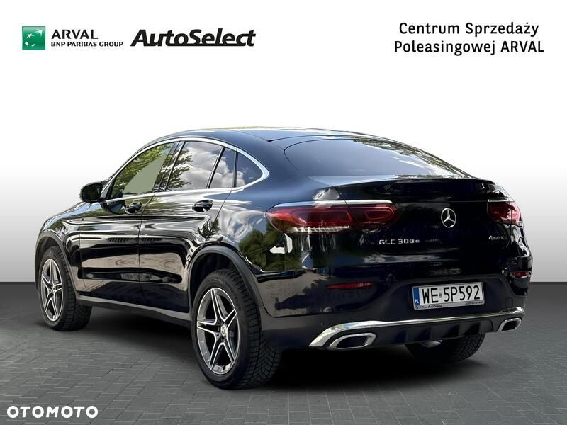 Mercedes-Benz GLC 300 e 4-Matic - 3