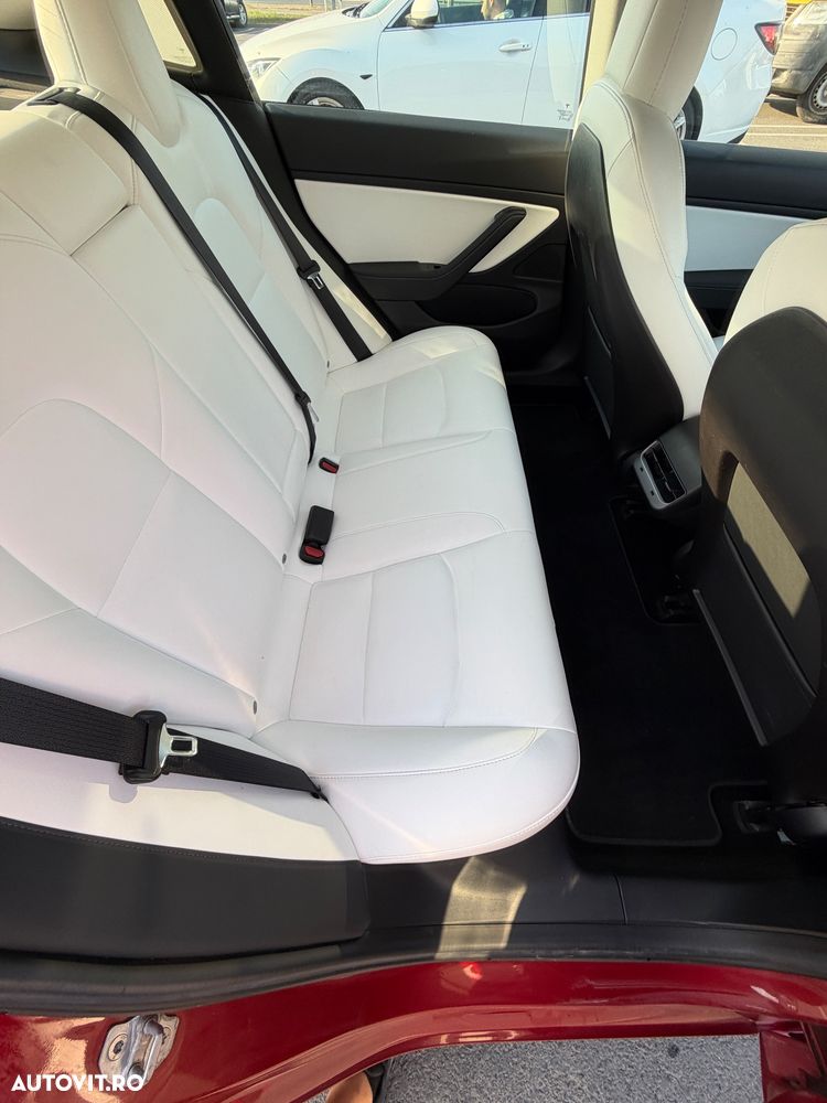 Tesla Model 3 Langstreckenbatterie Allradantrieb Dual Motor - 10