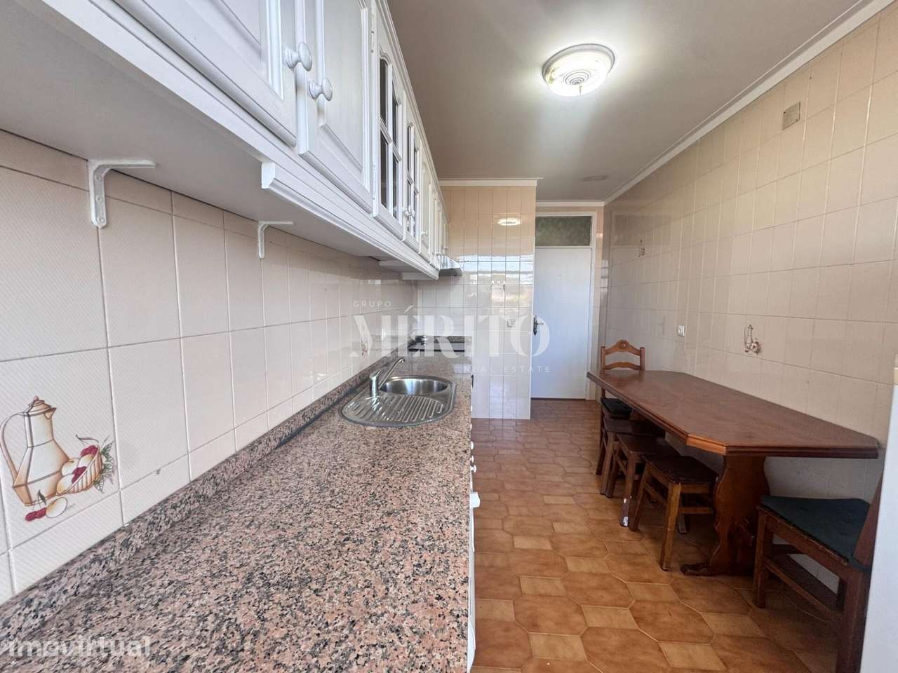 Apartamento T4 com garagem fechada - Grande imagem: 4/20