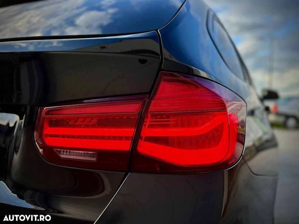 BMW Seria 3 320d Aut. Sport Line - 11