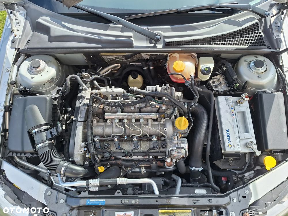 Saab 9-3 1.9 TiD DPF (Sportgetriebe) Vector - 16