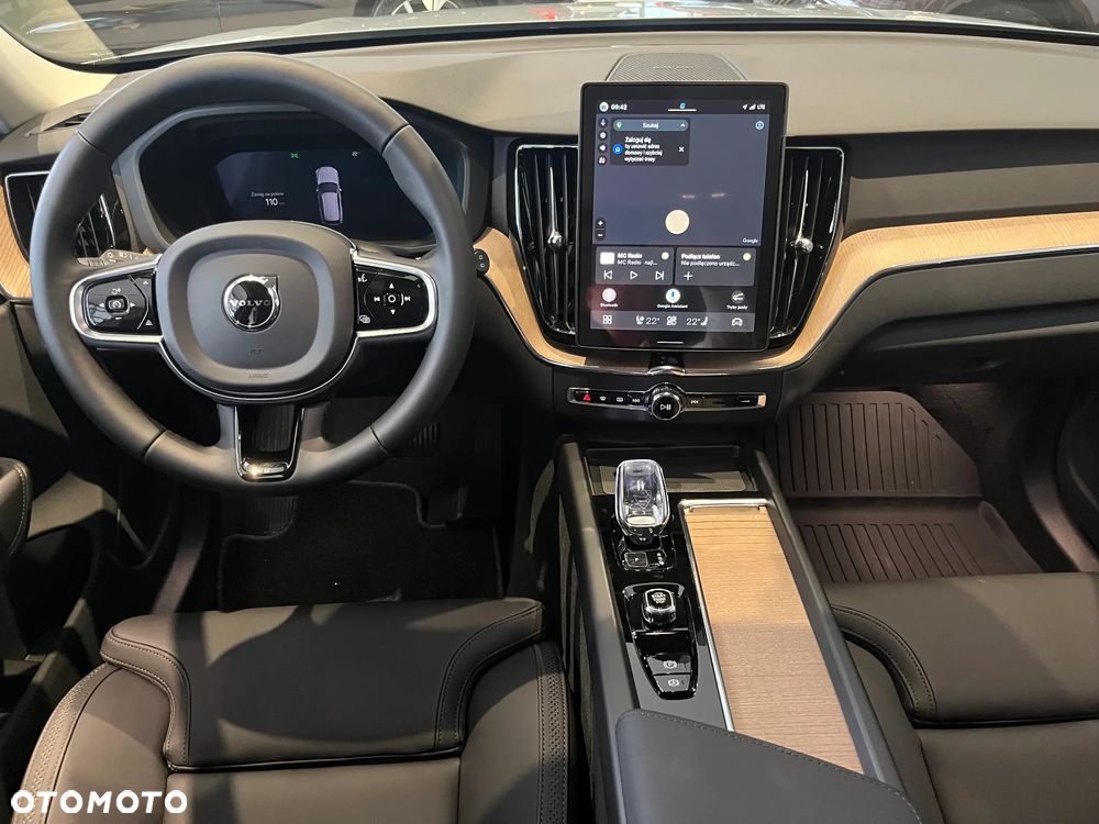 Volvo XC 60 B5 B AWD Plus Dark - 9