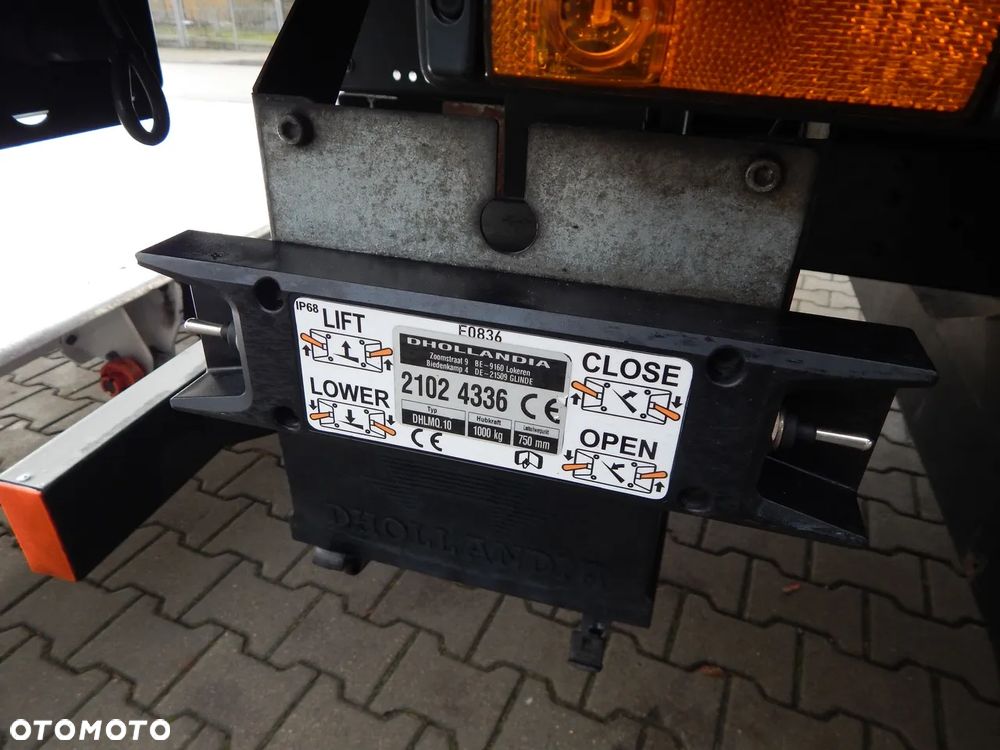 Zabudowa kontenerowa / kontener / izoterm +winda DHOLLANDIA  do iveco daily - 8