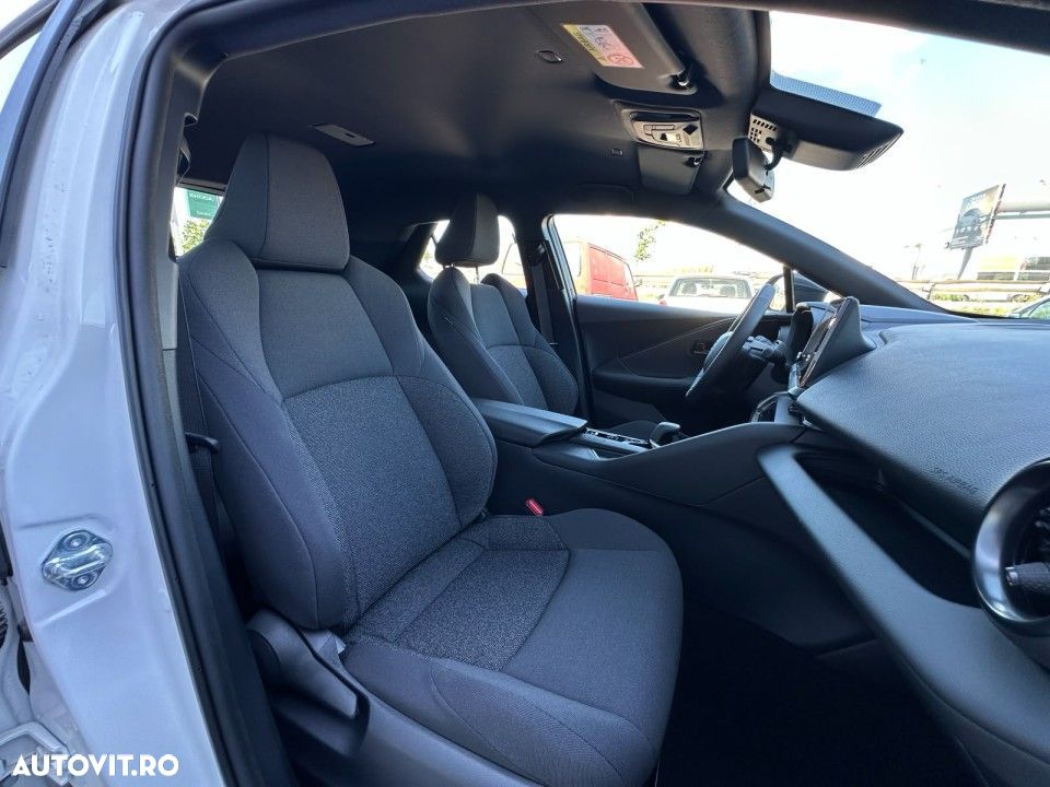 Toyota C-HR - 13