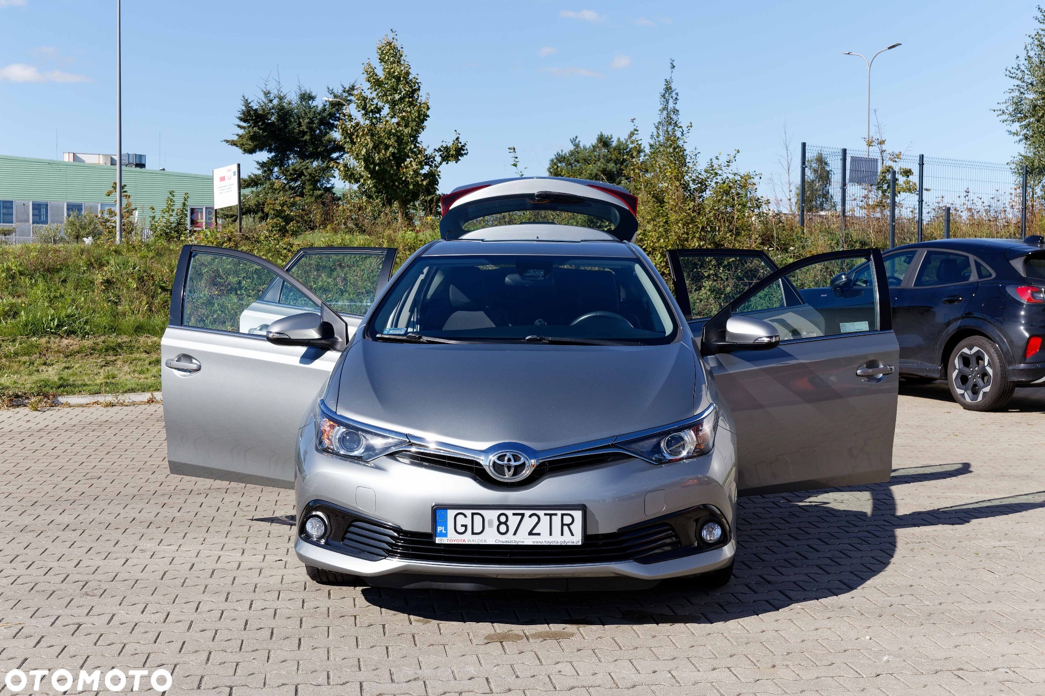 Toyota Auris 1.6 Premium - 3