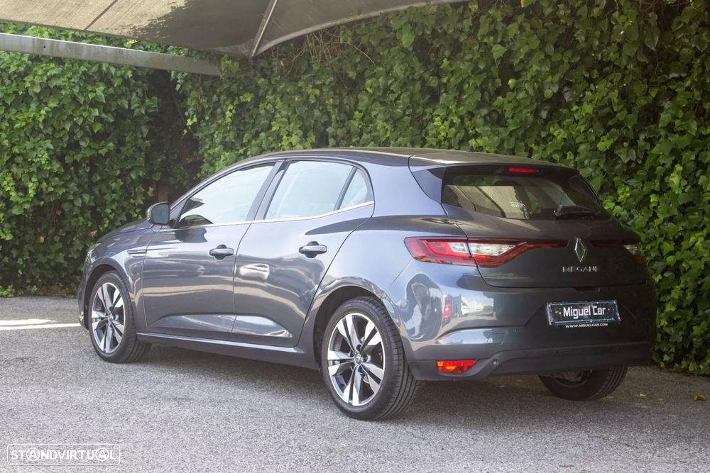 Renault Mégane 1.5 dCi Limited EDC - 11