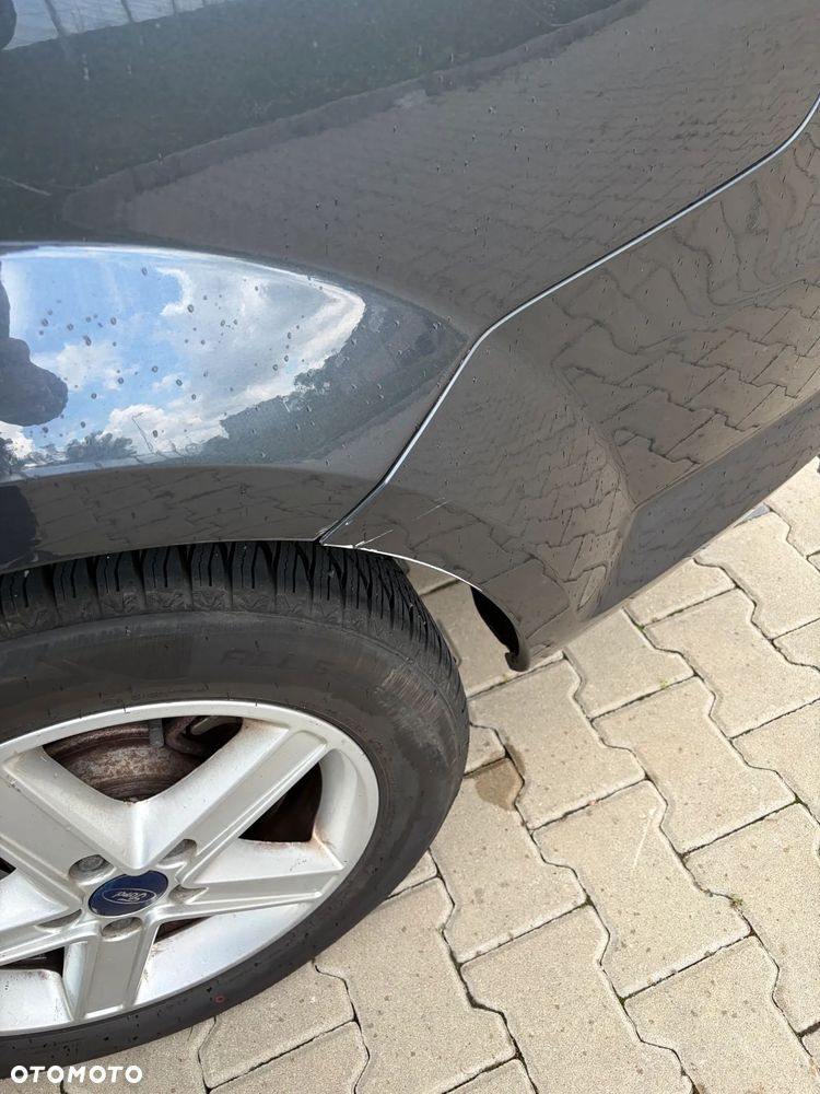 Ford Mondeo - 39