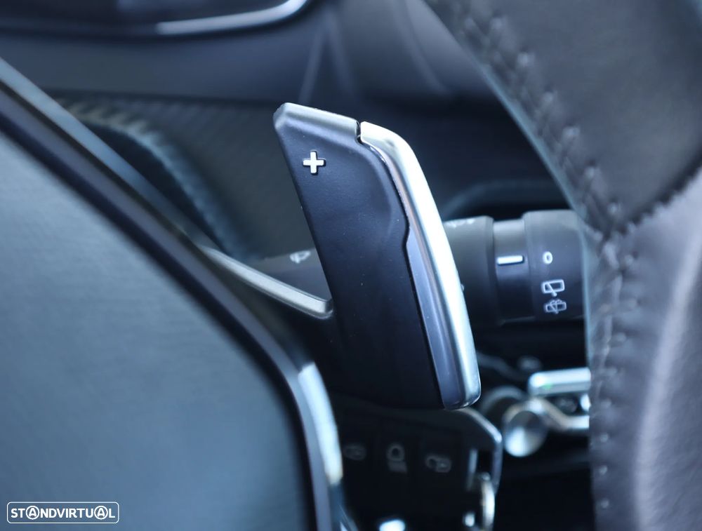 Peugeot 208 1.2 Hybrid Allure e-DCS6 - 35