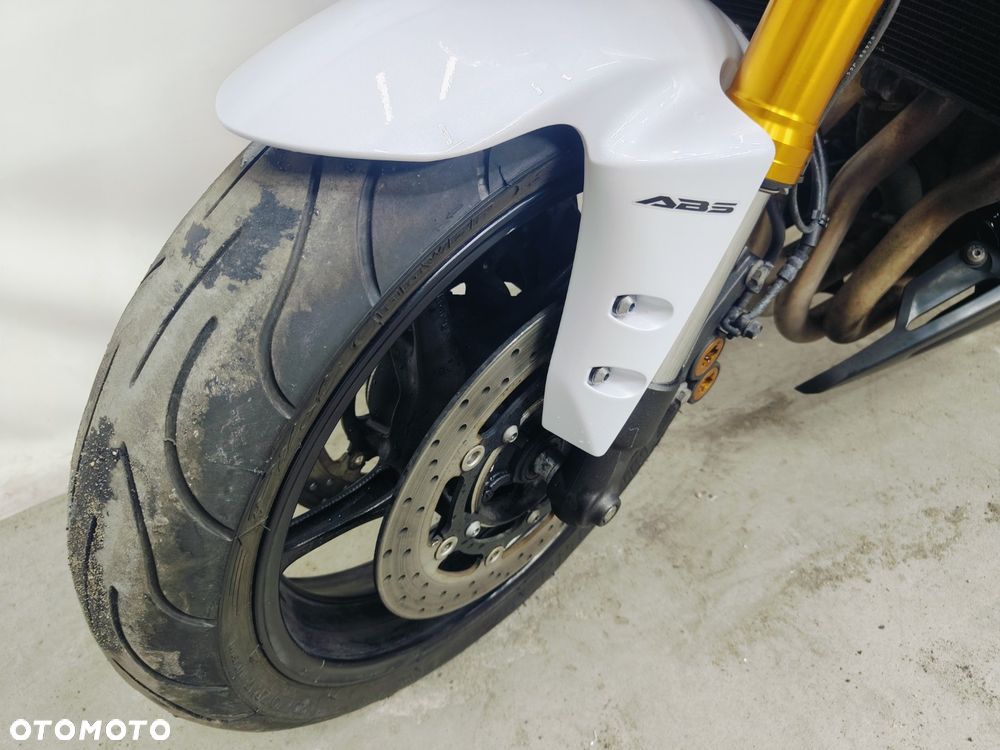 Yamaha FZ8 - 20